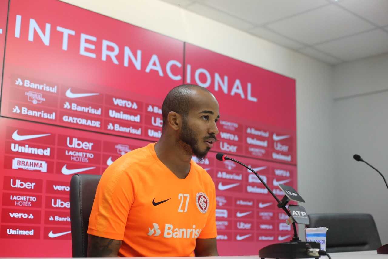 Patrick pede Inter ‘pilhado’ para evitar erros no ‘maior clássico do Brasil’