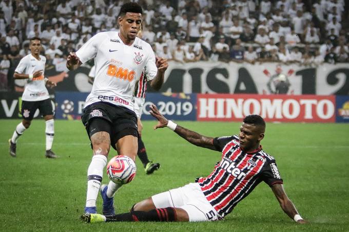 São Paulo e Corinthians superam má fase e abrem final do Paulistão