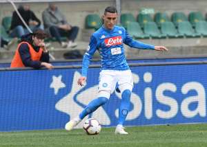 ITALIANO: Napoli vence lanterna fora de casa e adia título da Juventus