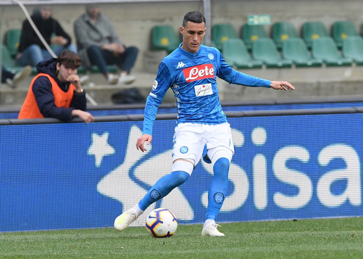 ITALIANO: Napoli vence lanterna fora de casa e adia título da Juventus