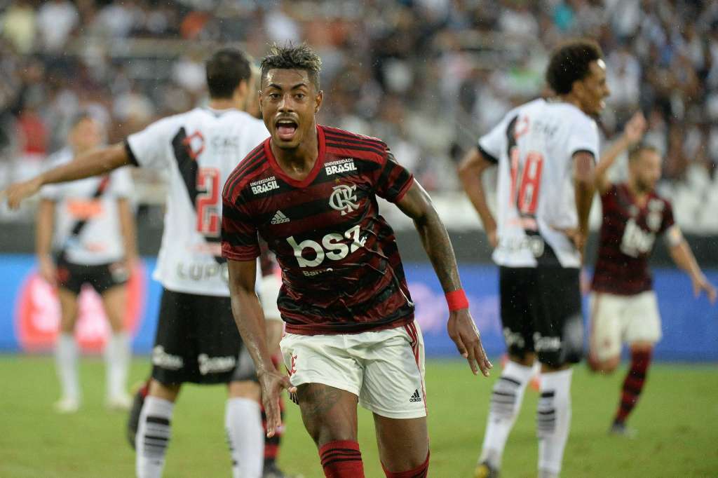 Artilheiro do Flamengo, Bruno Henrique vai de 'herói' à suspenso no Carioca