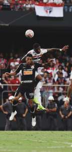 Com jejum de 3 jogos do São Paulo, Cuca vê dificuldade em marcar no Corinthians