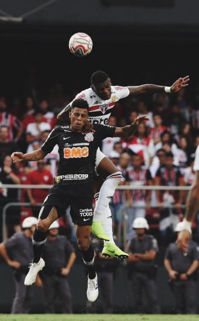 Com jejum de 3 jogos do São Paulo, Cuca vê dificuldade em marcar no Corinthians