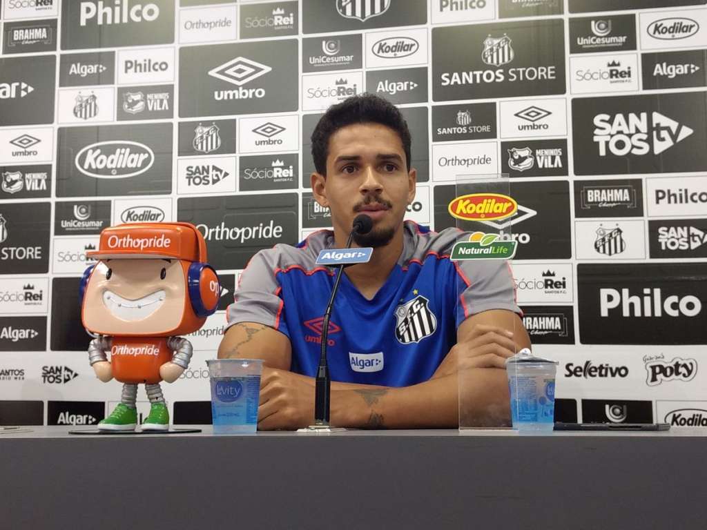 Zagueiro preferia Santos em 'tensão' de final a enfrentar Vasco