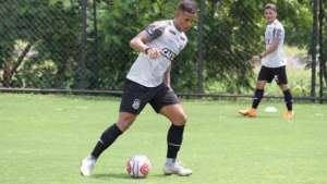 Atacante Marlyson troca Ponte Preta por time rival da Série B