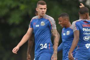 Santos oficializa contratação de volante campeão do Troféu do Interior