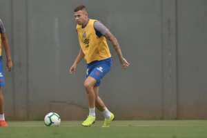 Jobson celebra volta ao Santos: 'Foi onde aprendi tudo que sei'