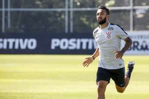 Clayson é advertido pelo TJD-SP e pode jogar final do Paulistão pelo Corinthians