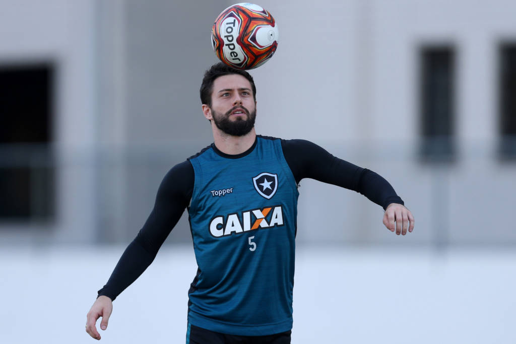 João Paulo elogia início do trabalho de Barroca no Botafogo: ‘Impressão positiva’