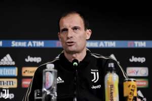 Allegri despista sobre sua permanência e diz que Ronaldo é o 'futuro' da Juventus