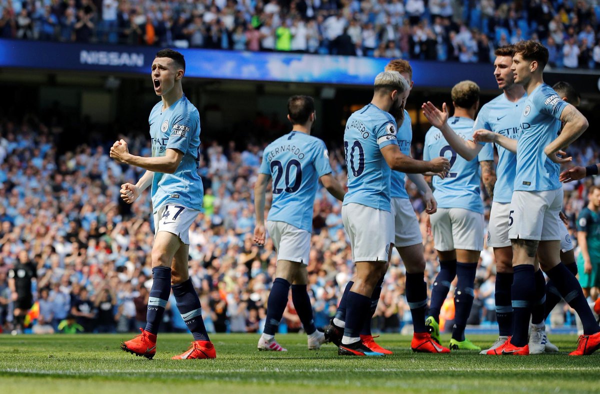 INGLÊS: Manchester City derrota Tottenham e reassume a liderança