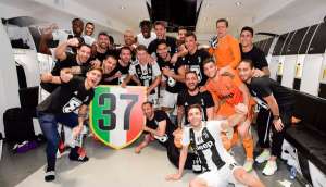 ITALIANO: Juventus vira sobre a Fiorentina e faz história com 8º título seguido