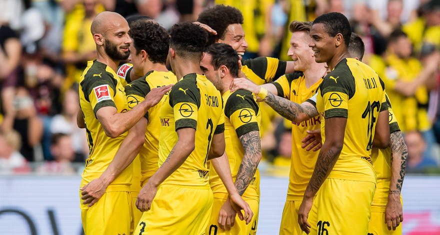 ALEMÃO: Borussia goleia Freiburg e continua a perseguição ao Bayern de Munique