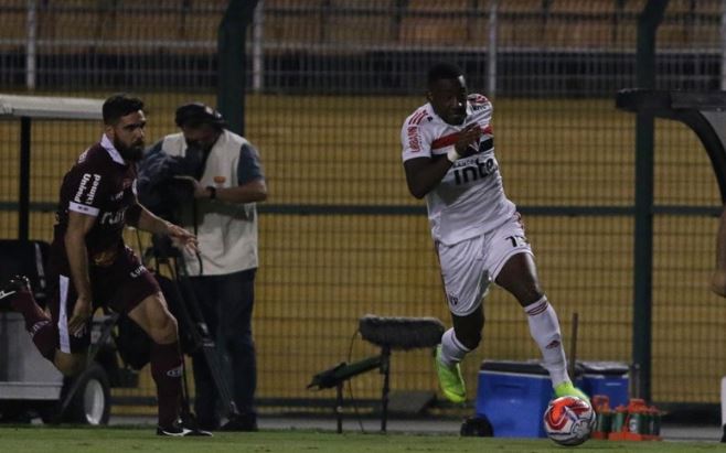 Atacante do São Paulo é suspenso preventivamente por uso de cocaína