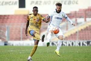 Série C: Remo anuncia lateral e negocia com atacante do Santo André