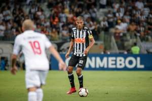 Léo Silva define fase do Atlético-MG como 'tempestadezinha': 'Futuro é brilhante'