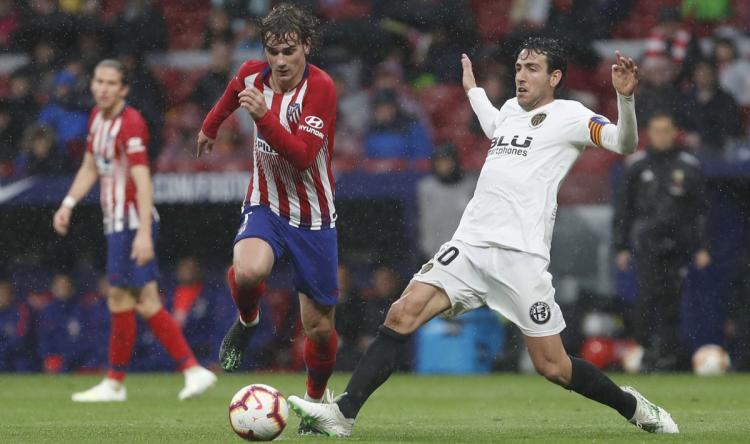 ESPANHOL: Atlético de Madrid bate o Valencia e evita título antecipado do Barcelona