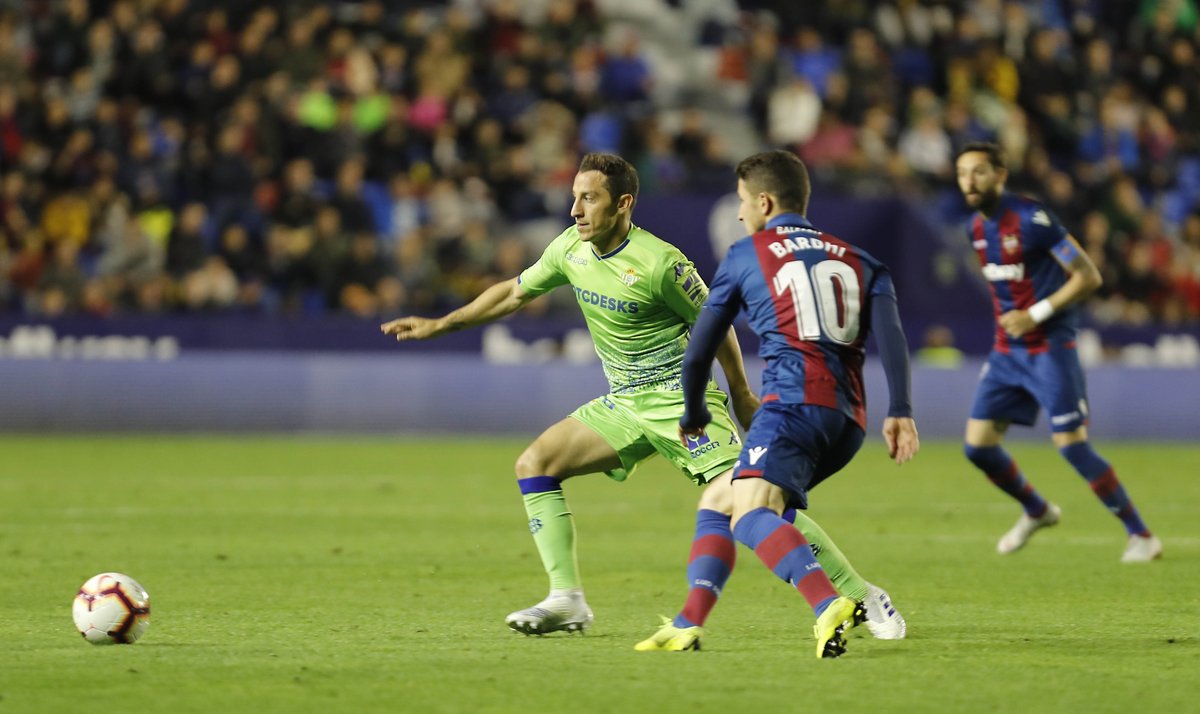 ESPANHOL: Levante goleia Betis por 4 a 0 e se distancia da zona de rebaixamento