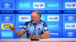 Mano confia na força do Cruzeiro para o Brasileiro, mas evita assumir favoritismo