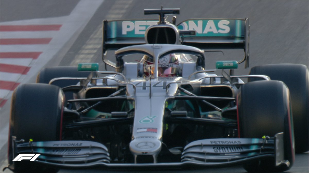 F1: Bottas surpreende no final e conquista a pole no GP do Azerbaijão; Leclerc bate