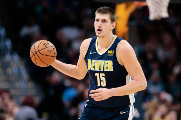  Nikola Jokic foi o nome da partida