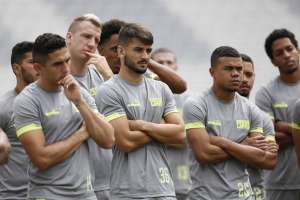 Desfalcado, Vasco visita Athletico-PR e tenta esquecer fracassos