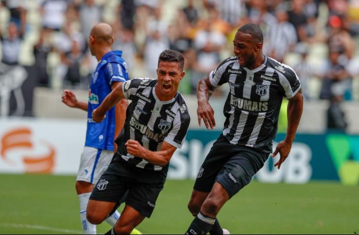 Ricardo Bueno foi 'o cara' da partida neste domingo