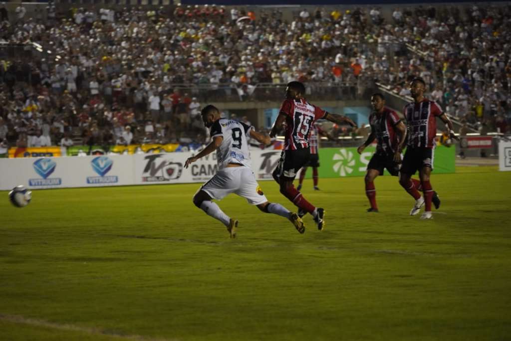 Em jogo pegado, Botafogo-PB e Ferroviário-CE ficam no empate pela Série C. (Foto: Paulo Cavalcanti/Botafogo-PB) - Paulo Cavalcanti/Botafogo-PB
