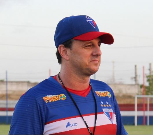 Ceni lamenta goleada sofrida para o Palmeiras: 