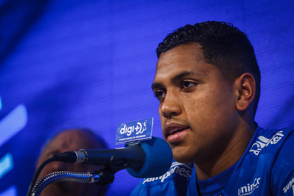 Pedro Rocha projeta reação do Cruzeiro em jogos em casa e celebra sequência