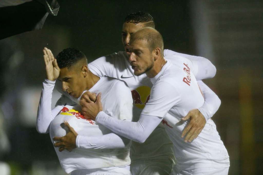 O Bragantino começou a Série B com o pé direito