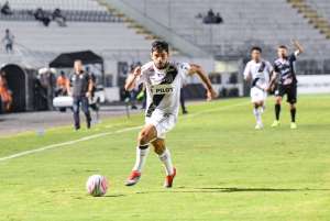 Série B: Tiago Real não é relacionado por Jorginho e tem futuro indefinido na Ponte Preta