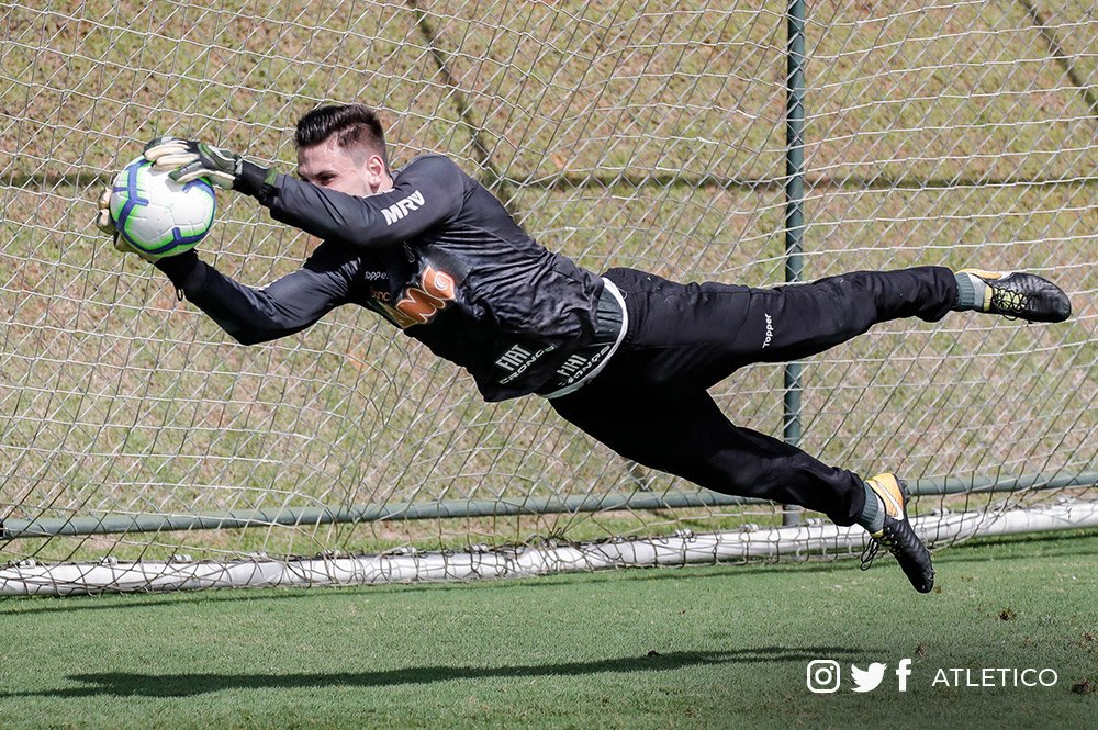 Victor diz que trabalho no Atlético-MG não pode ser questionado por mês ruim