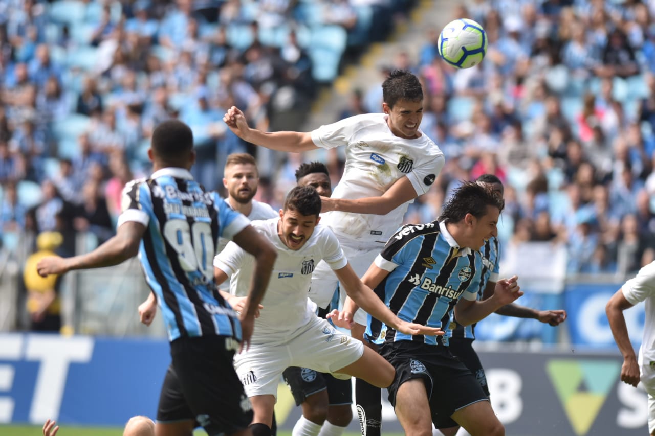 Avaí x Grêmio – Rivais pressionados pela primeira vitória no Brasileirão