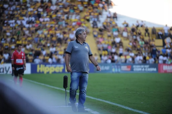 Série B: Sem Kleina, Criciúma encerra preparação em solo catarinense com mudanças