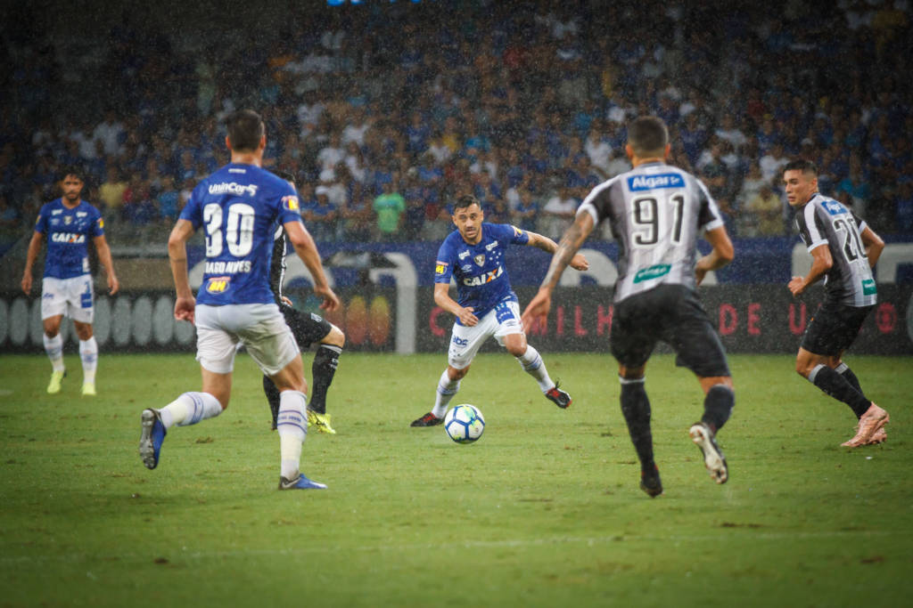 Cruzeiro x Ceará – Reabilitação da Raposa ou Vozão segue líder?