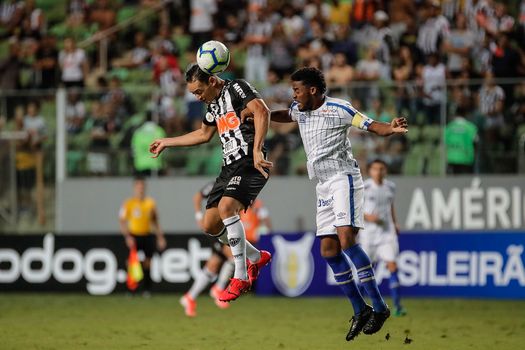 Com mistério, Avaí busca recuperação em casa contra o Grêmio