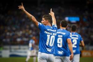 Thiago Neves admite não estar 100% e mostra alívio com triunfo do Cruzeiro
