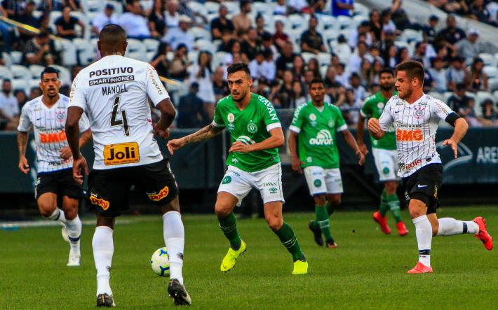 Carille diz que por causa do cansaço deverá mexer no Corinthians contra o Vasco