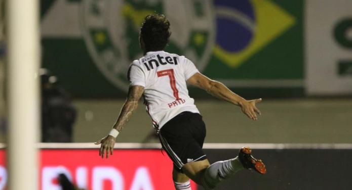 Pato deixou o seu no triunfo do São Paulo - Rubens Chiri