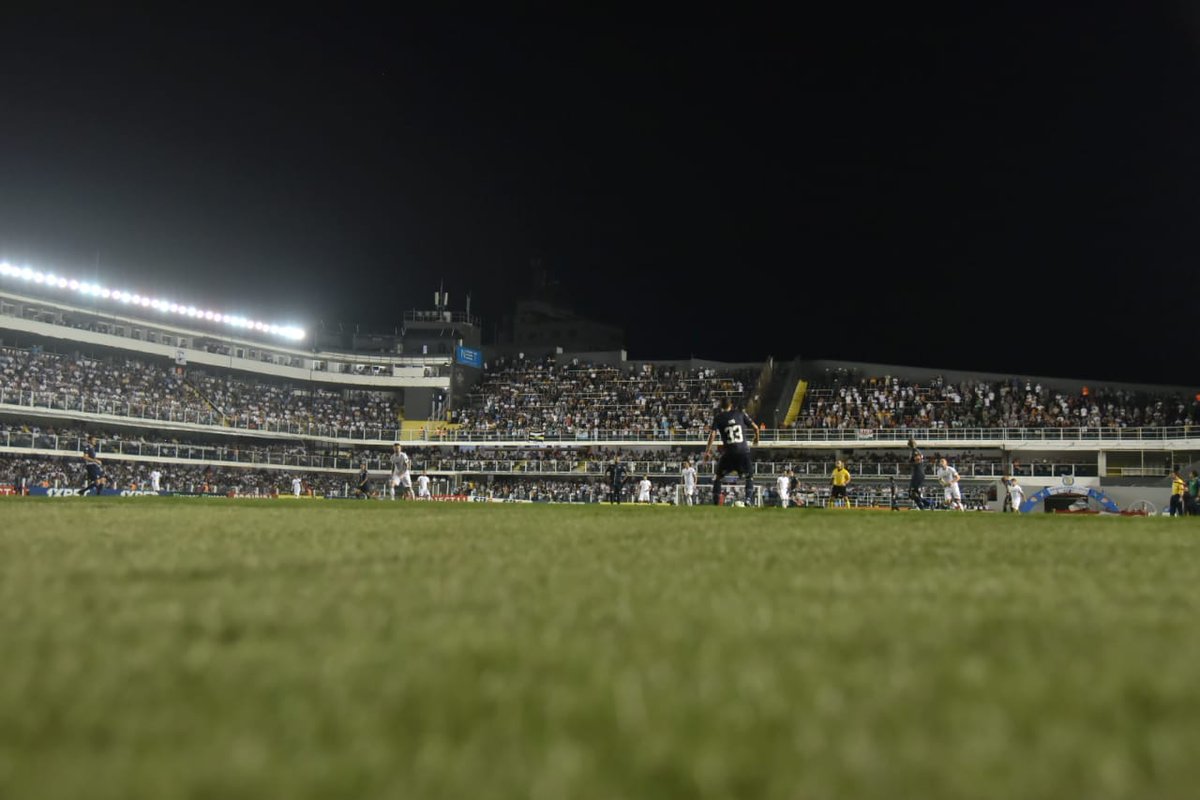 Victor Ferraz vê vitória como demonstração de força do elenco santista