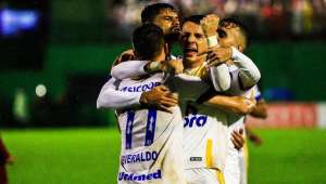 Chapecoense x Athletico-PR - Furacão de time reserva contra o Verdão