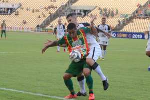 Sampaio Corrêa 1 x Botafogo-PB - Tubarão segura resultado com dois a menos