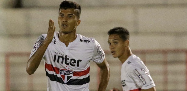 Com sucesso na base, São Paulo prepara safra de zagueiros