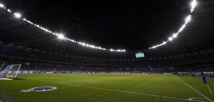 Cruzeiro confia na força do Mineirão para superar Goiás