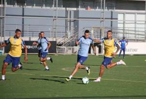 Preocupado com Libertadores, Grêmio mira 1ª vitória no Brasileirão