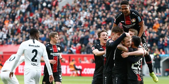 ALEMÃO: Bayer Leverkusen faz 6 no Eintracht e esquenta briga por Liga dos Campeões