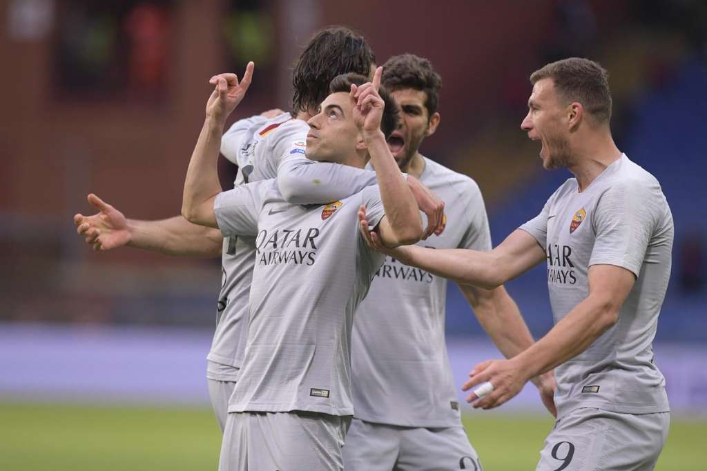 Roma empata com Genoa e se complica na briga pela Liga dos Campeões