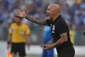 Julgado pelo STJD, Sampaoli é absolvido por expulsão em jogo da Copa do Brasil