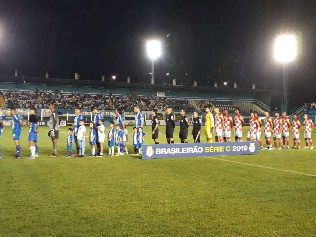 Paysandu vence e segue 100% na Série C